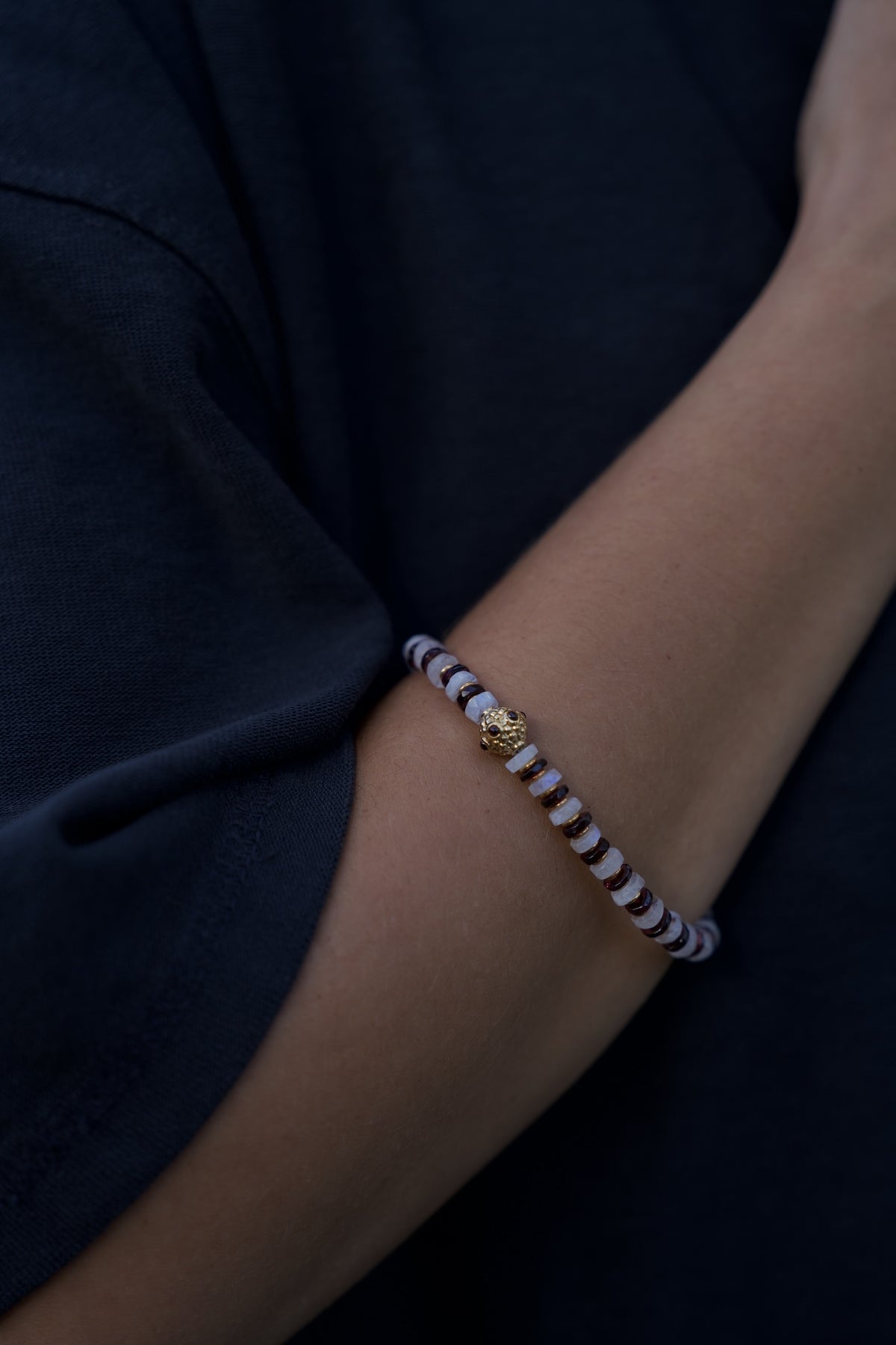 Bracelet pierres fines - Grenat et pierre de lune